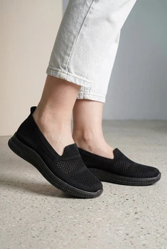 Сліпони жіночі Where Uwear чорні 351005_37 (24 см)