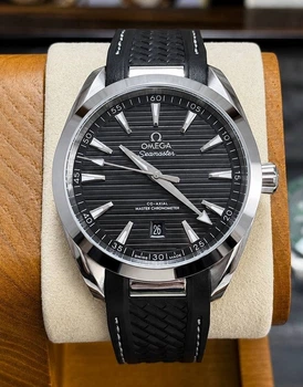 Наручные часы в стиле Omega Aqua Terra Омега