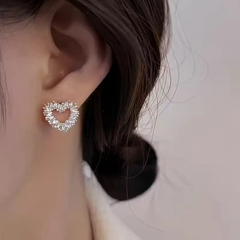 Сережки біжутерні "Крижане серце" 1,2*1,5 см сріблясте