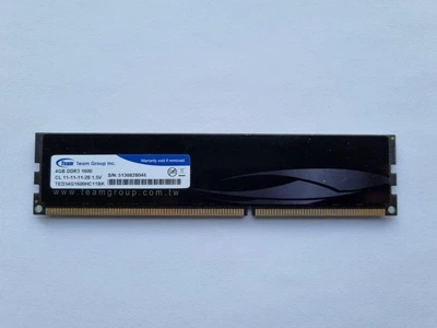 Оперативна пам'ять для ПК TeamGroup 4GB DDR3 1600MHz UDIMM (TED34G1600HC11BK)