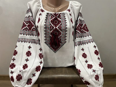 Стильна гуцульська вишиванка на білому домотканому полотні ручної роботи ж-1919. M