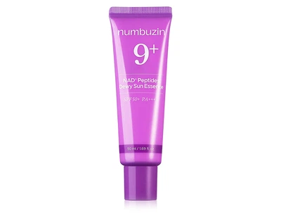 Антивозрастная солнцезащитная эссенция с пептидами Numbuzin No.9 NAD+ Peptides Dewy Sun Essence SPF 50+ PA++++, 50мл (8800312065429)