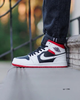 Кросівки чоловічі NK Jordan Retro 1 Hight 44 (28 см) Black White Red (арт 1386)