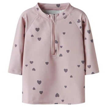 Футболка-рашгард для купання Name it Hearts, колір бузковий, розмір 116 (261.13253280.BLIL)