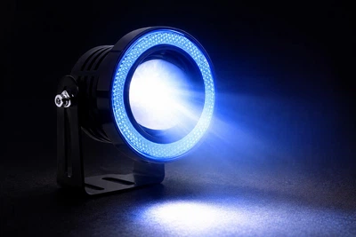 LED фара-прожектор Avtoaks с кольцевой подсветкой синего цвета "Ангельские глазки" 1 шт.