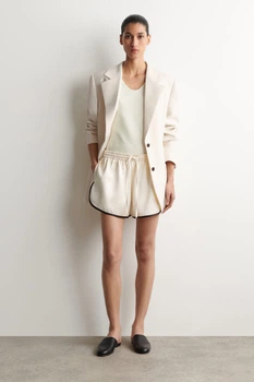 Жіночі шорти COS Contrast-Piped Satin Track Shorts Ivory / Burgundy 36 (1329741001)