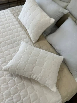 Покрывало стеганое Cappone 220х240 см Белое + 2 подушки 50х70 см белый в подарочной сумке (CEPP61)