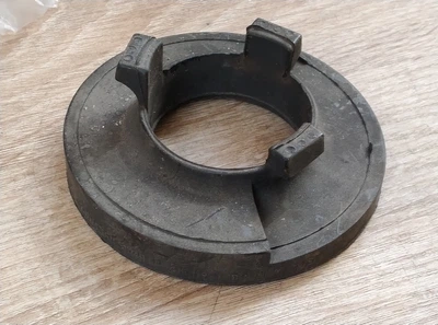 Подушка задней пружины верхняя VAG 7E0511149D VOLKSWAGEN T5 03->