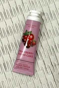 Крем для рук Bath and Body Works STRAWBERRY POUND CAKES Shea Butter Hand Cream, 29 мл КР9