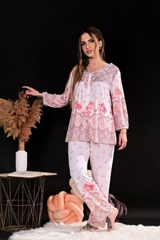 Пижама женская легкая трикотажная брючная рубашка штаны 3XL(52/54) Разноцветная