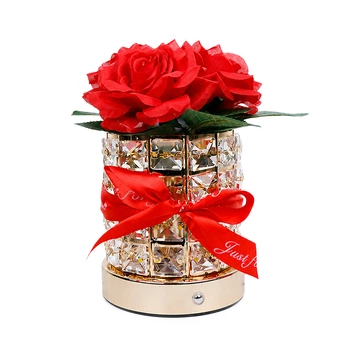 Настольная лампа LED ночник Lesko Rose Crystal YW-MGYZSJP Red в виде букета роз