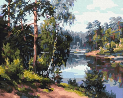 Живописное озеро в лесу