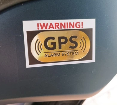 Наклейка стикер GPS alarm (1 шт.) на скутер, мотоцикл, авто, электровелосипед, электросамокат