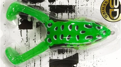 Мягкая приманка Lucky John Freddy Frog 3D 4" 21g силикон цвет 007