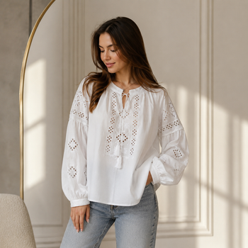 Женская вышитая блузка с перфорацией в стиле бохо белая 42-46