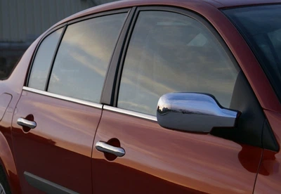 Молдинг стекла Omsa Line Renault Megane SD/SW 2004-2010 нижний 4 штуки на авто АМ0037281