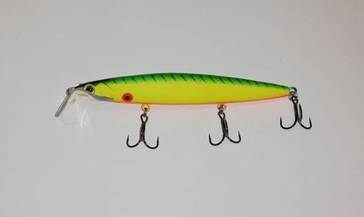 Воблер Strike Pro Scooter Minnow 110F A17S