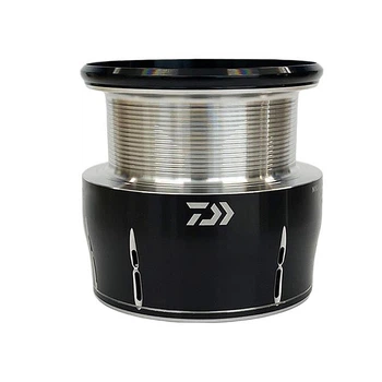 Шпуля Daiwa 24 Luvias LT2000S-P