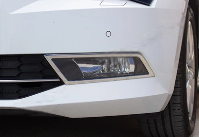 Накладки хромовані на протитуманні фари (2шт) Skoda Superb 2016-, OmsaLine 6616103