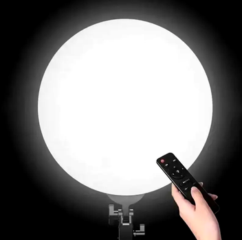 Кольцевая LED лампа 35 см M666 черная для фото и видео съемки с регулируемой яркостью и держателем смартфона