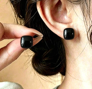 Женские сережки "Квадратики" 1.2см jewelry Черного цвета