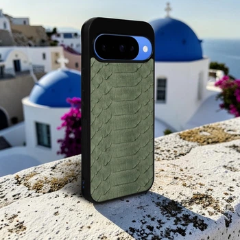 Накладка SkinBacker Python Scales для Google Pixel 10 Оливковый (80696)