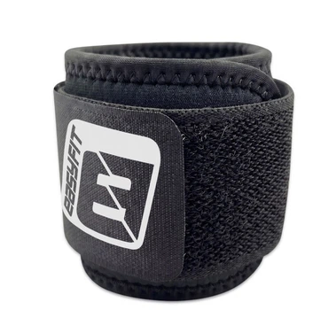 Напульсники на запястье EasyFit 2 шт черные, кистевые бинты для жима, фитнеса, бандажи для фиксации кистей на липучке (EF-2660)