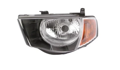 Фара передняя Mitsubishi L200 2005-2015 левая, механическая регулировка, без ламп, желтый поворот, двойная кабина (H4/P21W/W5W)