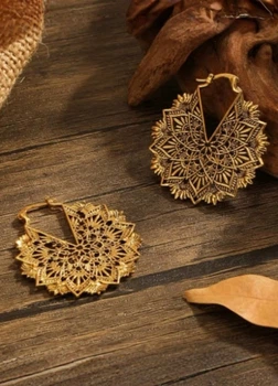 Серьги женские круглые с узором Fashion Jewelry Бронзовые 20527