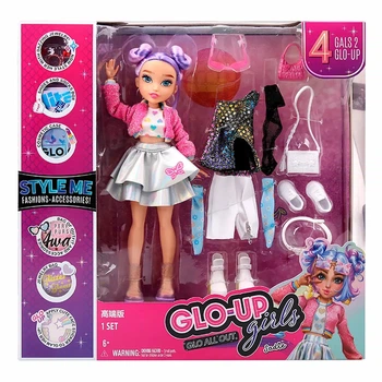 Лялька Glo-up Girls змінює колір (GP108C)