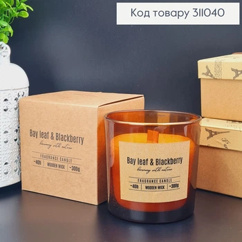 Аромасвечка стакан BISPOL Лавровый лист ежевика с деревянным фитилем 300 г/40 часов