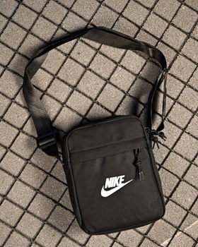 Сумка через плечо Nike черная Oxford компактная городская ВТ4725