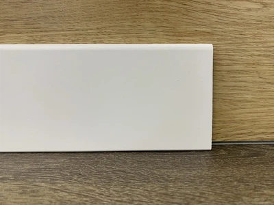 Плинтус белый 2400x80x12 Белый 1280G
