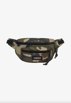 Сумка через плече/на пояс Eastpak Doggy Bag 3L EK073 камуфляжного кольору.