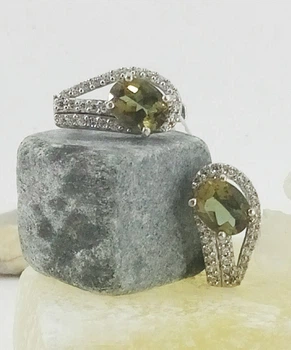 Серьги из серебра с султанитом и куб.цирконами (106740/103)