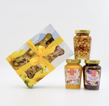 Набір медовий LOVE HONEY 3 баночки (Обліпиха + Амосова + Асорті) 1825 г