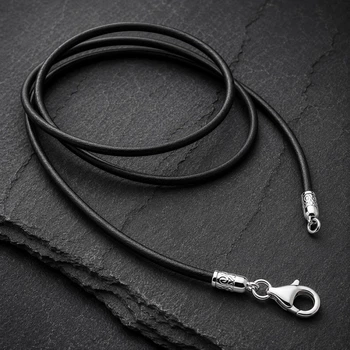 Шнурок из кожи и серебра 60 см