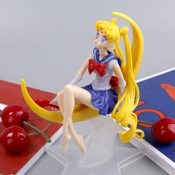 Аніме фігурка Сейлор Мун на місяці Sailor Moon статуетка 15 см