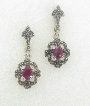 Серьги из серебра с рубіном и капельным серебром (103767/35)