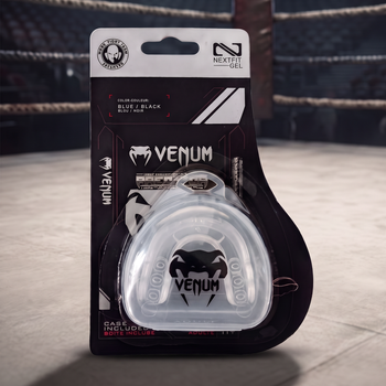 Капа боксерская и для единоборств Venum Predator односторонняя прозрачная