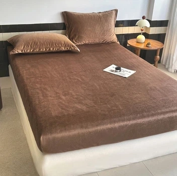 Простынь на резинке без наволочек из велюра Colorful Home 21981 160х200х25 см коричневая 5271120