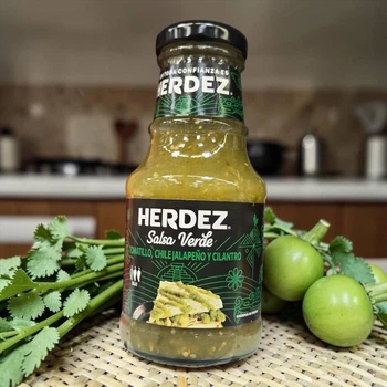 Соус мексиканський зелений сальса Herdez Salsa Verde Tomatillo Chile Jalapeño y Cilantro 240 г