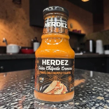 Соус чипотле Herdez Salsa Chilpotle Cremosa Tomate Chile Chilpotle y Cilantro 240 г