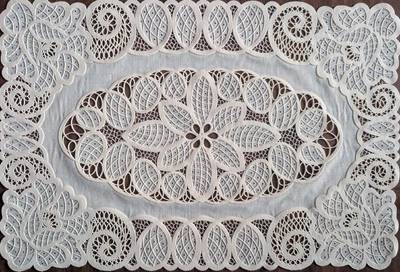 Вінілова серветка бежева 30×45 см, з визерунком, модель S135B