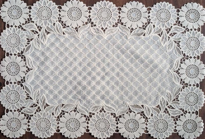 Вінілова серветка бежева 30×45 см, з визерунком, Модель S101B