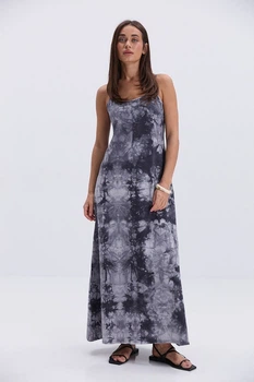 Длинное летнее платье на тонких бретелях графитовое с эффектом tie-dye Arjen 22077, размер S