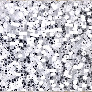 DB-635 Бісер Miyuki Delica Beads 11/0 (сатин сніжно-білий), 50 г