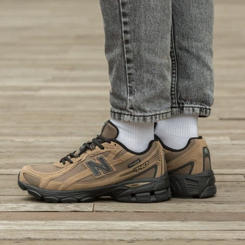 Кросівки New Balance 740 Gore-Tex Brown 42