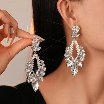 Акцентні вечірні жіночі сережки jewelry Сріблясті