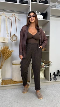 Брюки женские baggy из вельвета свободного кроя с высокой посадкой, эластичным поясом и боковыми карманами больших размеров G&M k-132223 54-56 Размер цвет шоколад